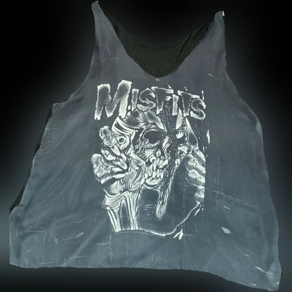 Vtg USA blk mesh Misfits skull mommy can I kill tonight graphics sheer tank XL - Picture 17 of 17